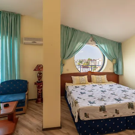 Evridika 3*