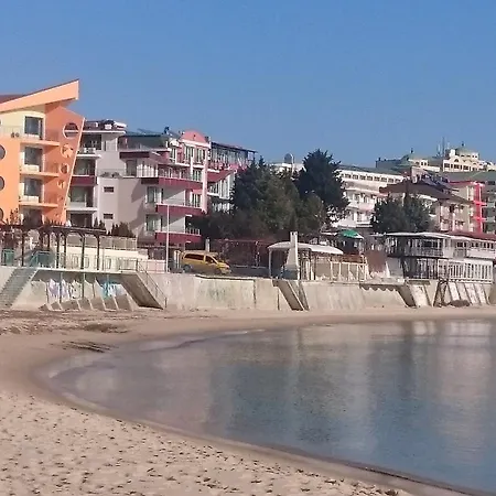 Evridika 3* Νεσέμπαρ