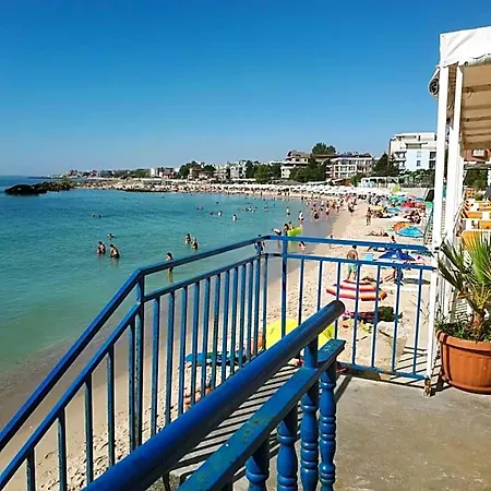 Hotel Evridika 3*